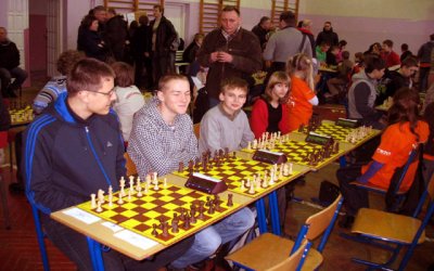Rozpoczęły się rozgrywki IV ligi juniorów 2011 w szachach