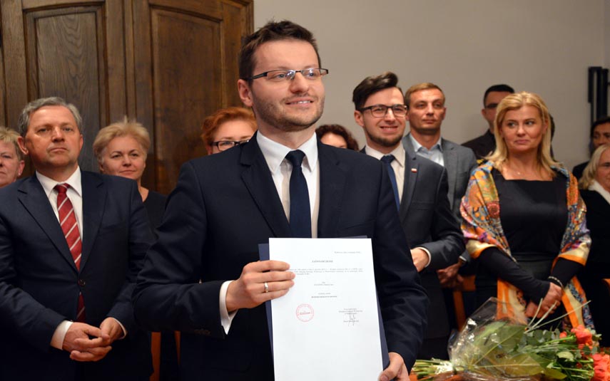 PiS zaczął rządzić w Radzie Miejskiej w Wadowicach. Mają większość, burmistrza i przewodniczącego