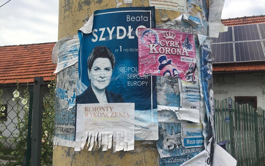 Prawie dwa miesiące po wyborach do Parlamentu Europejskiego a plakaty nadal straszą...