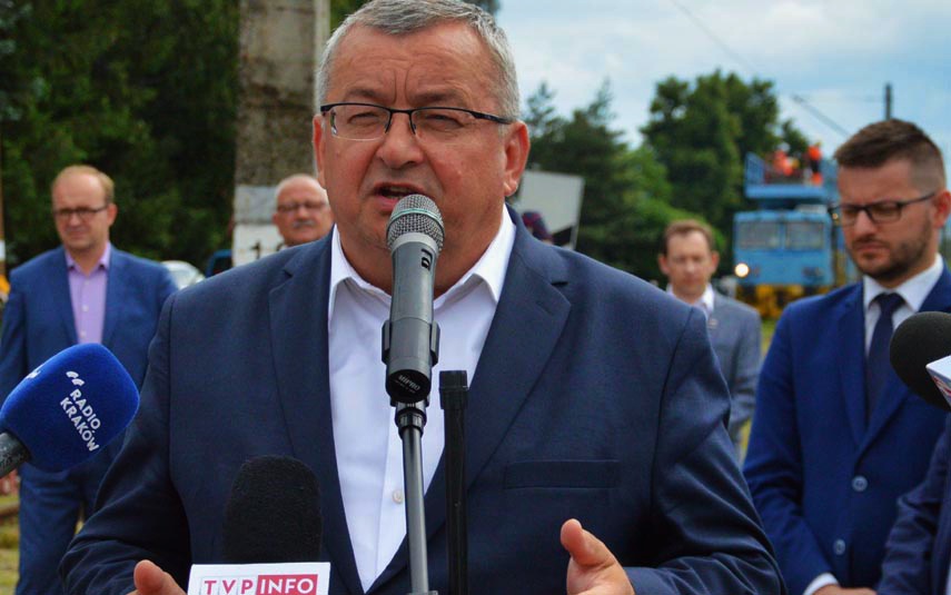 Minister infrastruktury Andrzej Adamczyk obiecuje BDI do 2030 roku