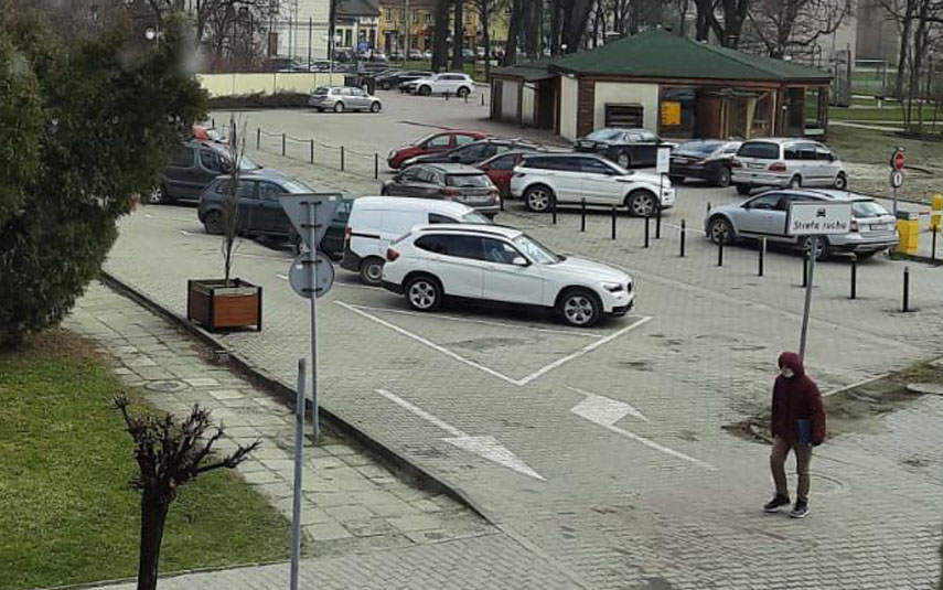 Bezpłatny gminny parking przy Wojtyłów w końcu otwarty