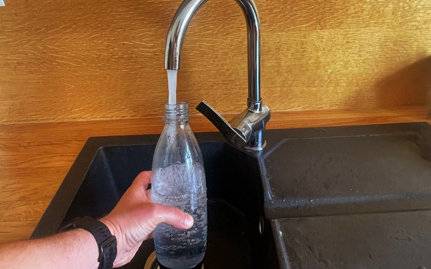 Sanepid zabronił picia wody z wodociągu w Rzykach